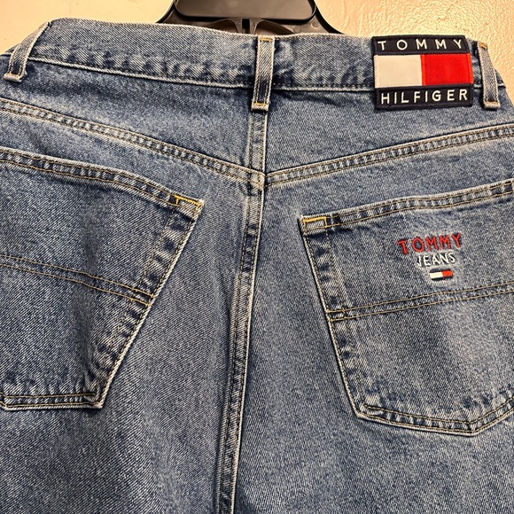 TOMMY HILFIGER VINTAGE JEANS🩵 - Picture 3 of 5